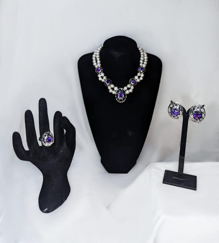 Amethyst & Pearl Parure
